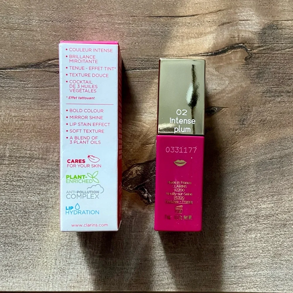 Clarins Paris Lip Comfort Oil Intense - Hydrating Lip Oil in Intense Plum 02